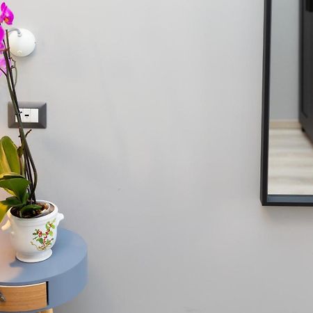 Appartement Loft85 - Self Check-In Centro! à Messine Extérieur photo